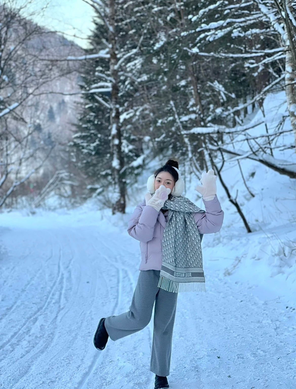 신조 / 디올 스카프