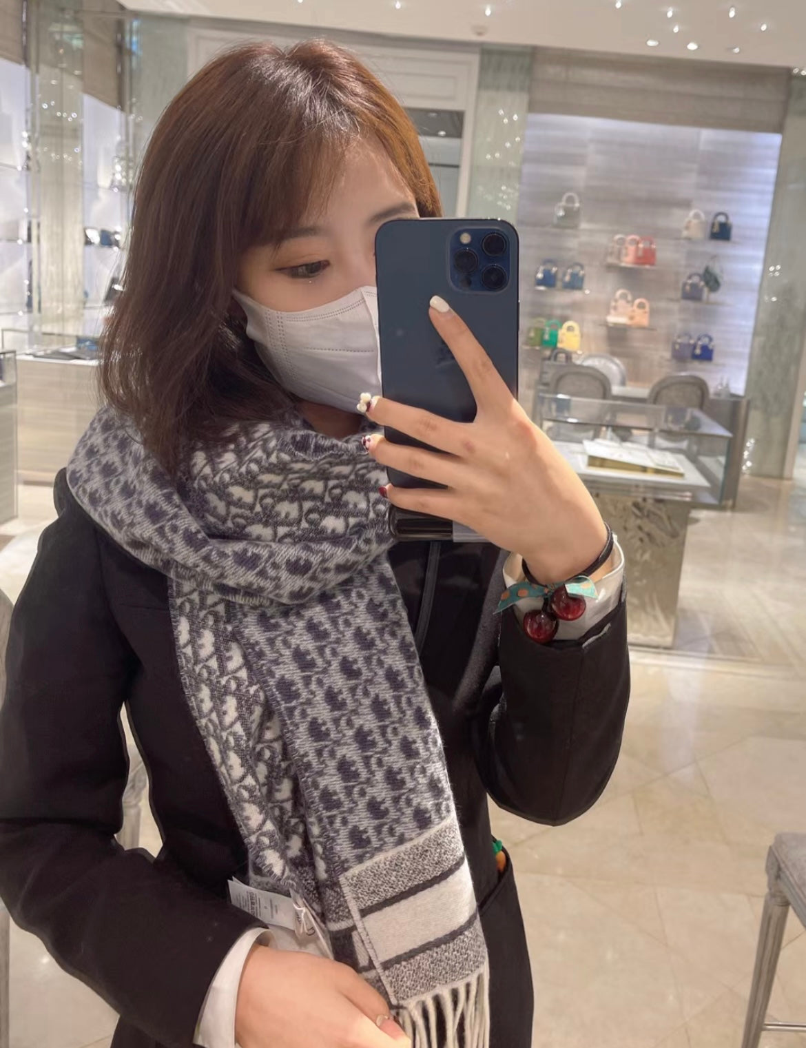 신조 / 디올 스카프