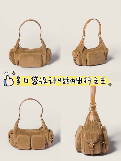 카타 / 미우미우 코듀로이 기관차 겨드랑이 가방