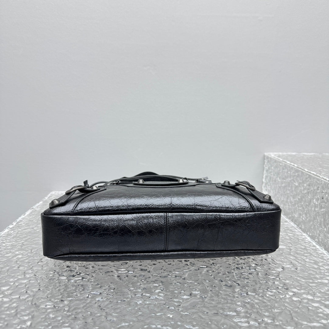 카타 / 발렌시아가 기관차 가방