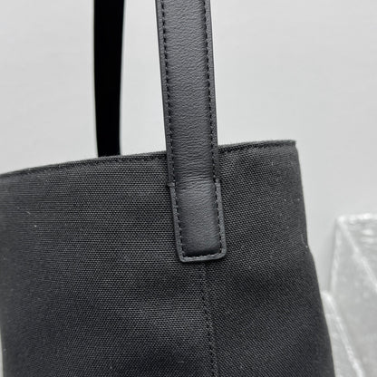 KATA / The Row Canvas Bottle Bag