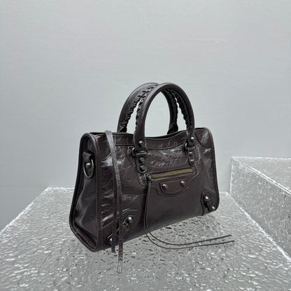카타 / 발렌시아가 기관차 가방
