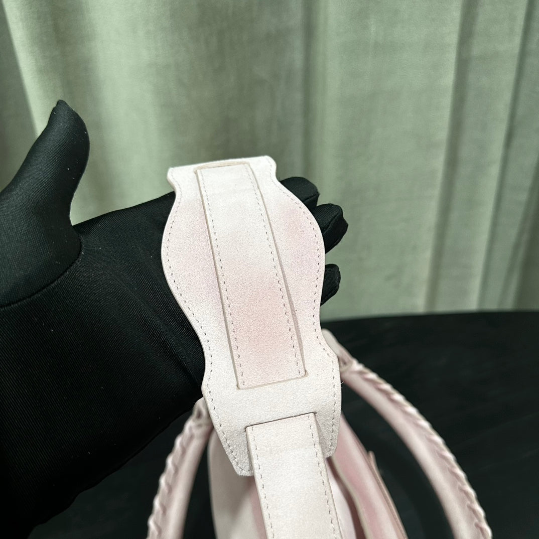 카타 / 발렌시아가 핸드백