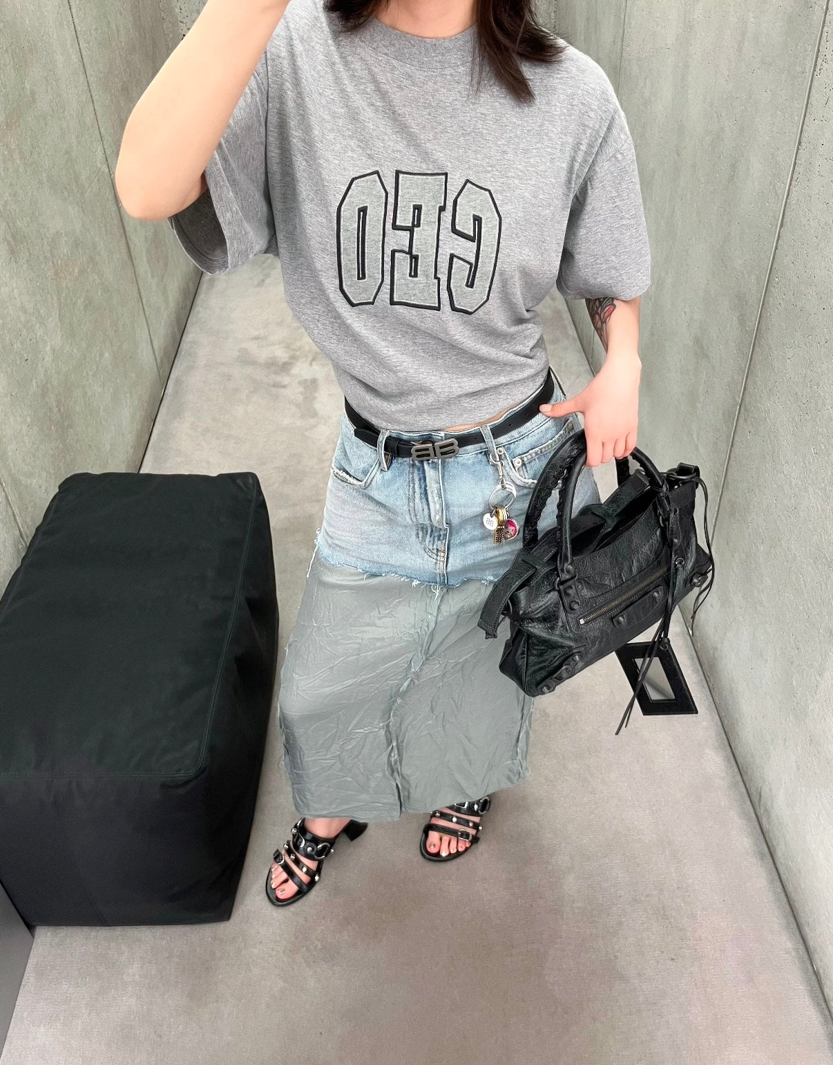 카타 / 발렌시아가 기관차 가방