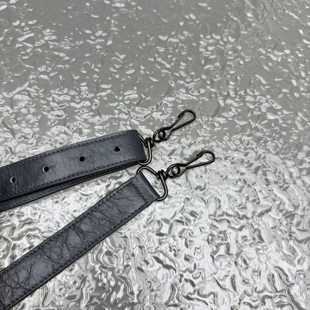 카타 / 발렌시아가 기관차 가방