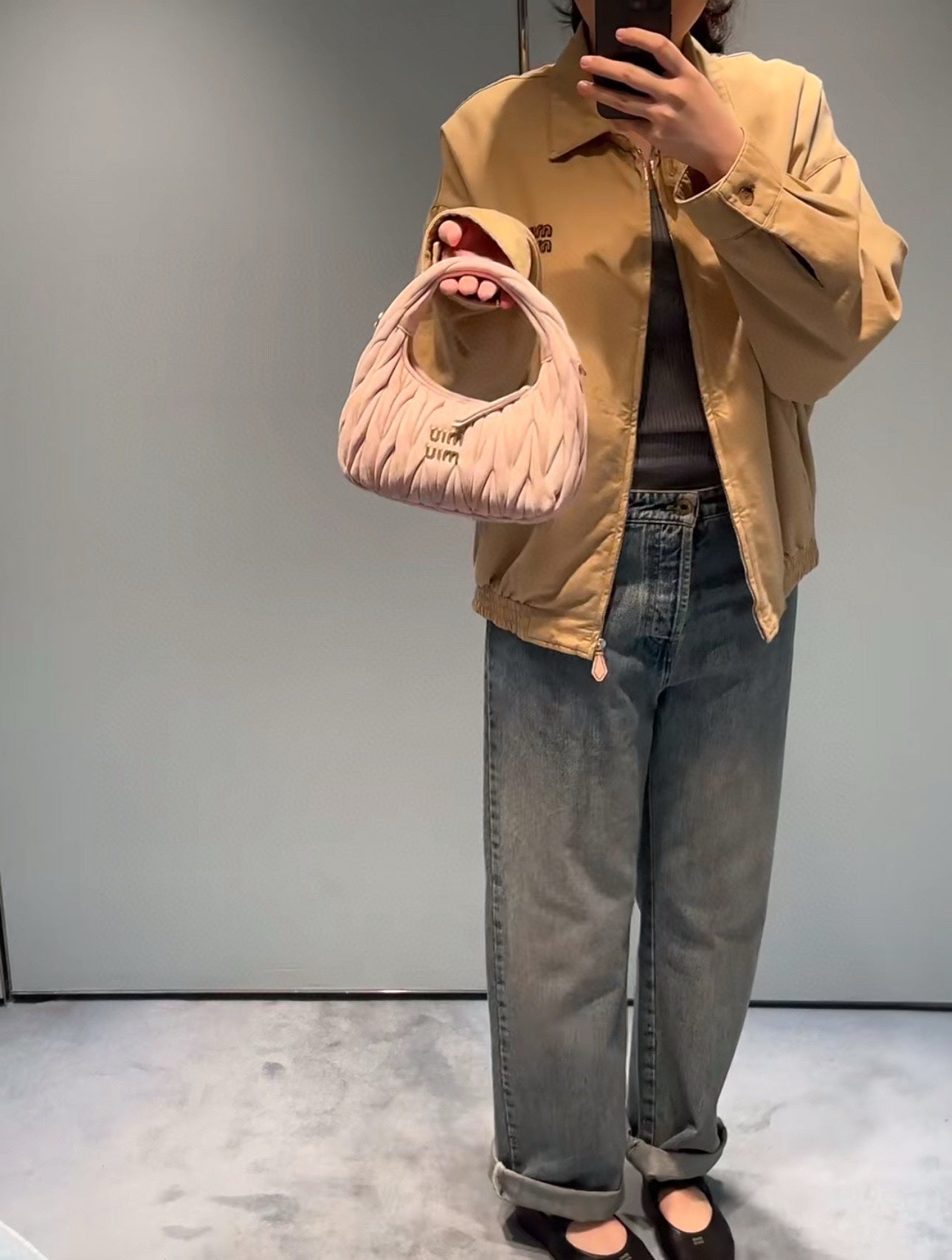 카타 / 미우미우 스웨이드 Hobo