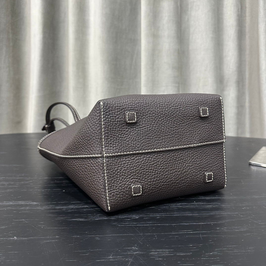 Kata / The Row Tote Bag