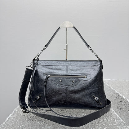 KATA / Balenciaga Crossbody Bag
