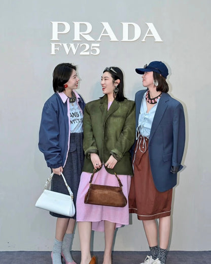 카타 / 프라다 겨드랑이/손