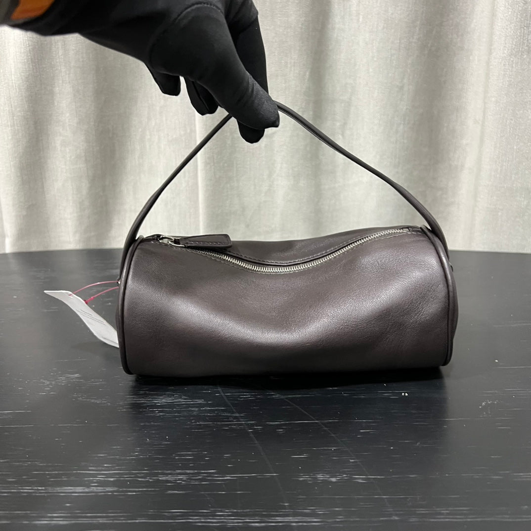 Kata / Miu Miu pencil case