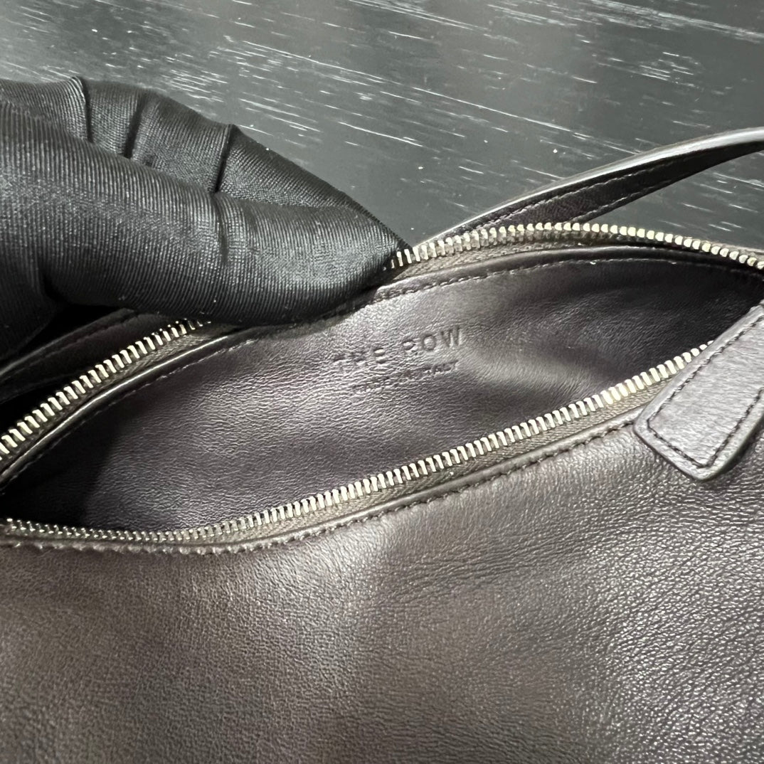 Kata / Miu Miu pencil case