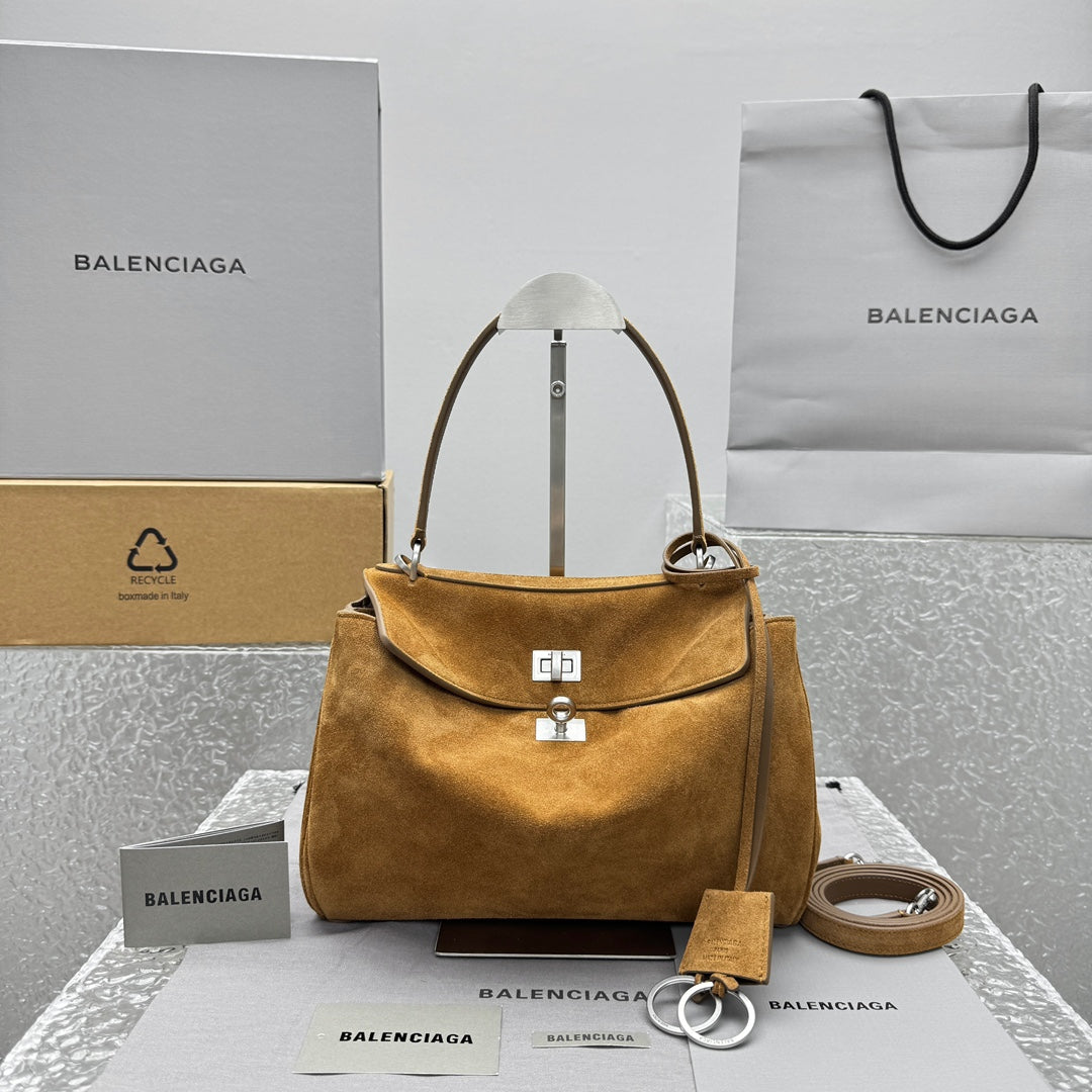KATA / BALENCIAGA HANDBAG