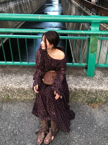 카타 / 미우미우 뉴 쇼 크루아상