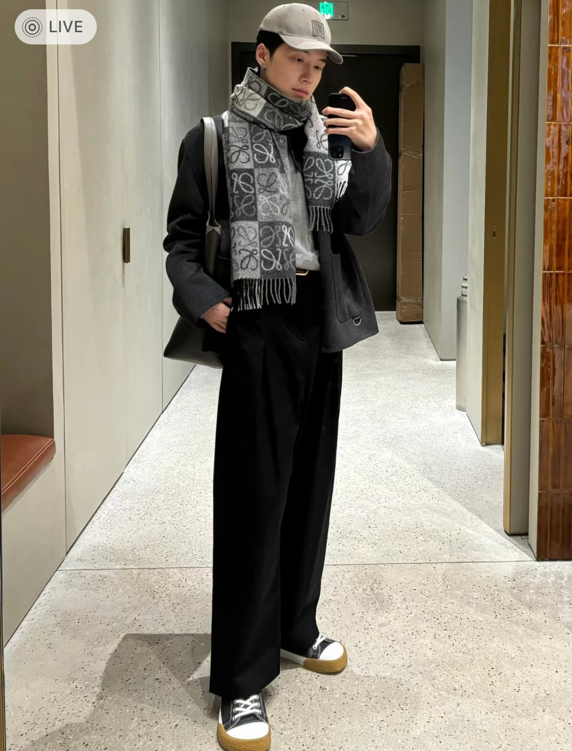 신조 / 로에베 스카프