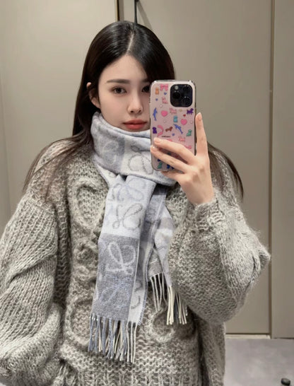 신조 / 로에베 스카프