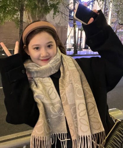 신조 / 로에베 스카프