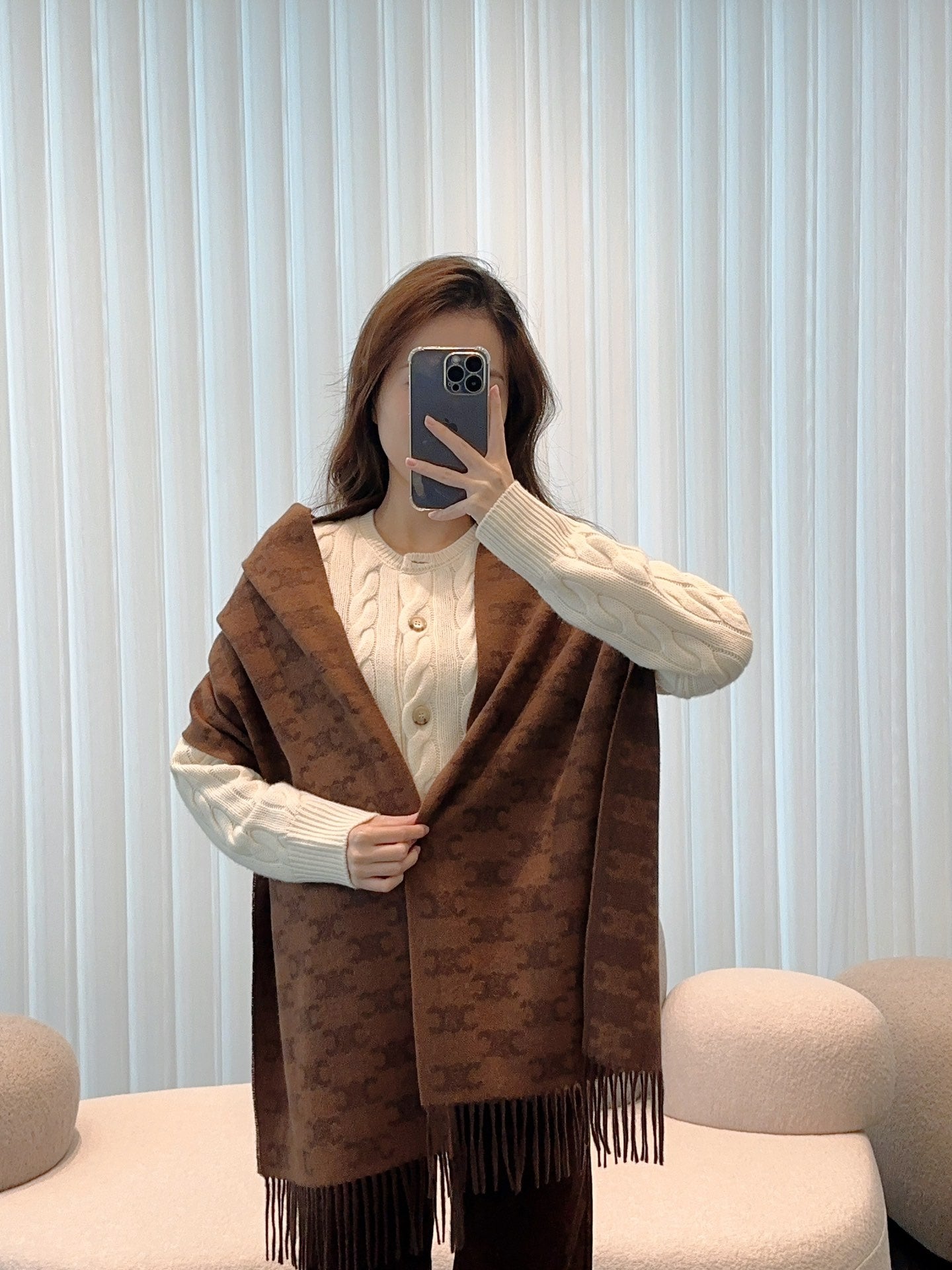 신조 / 셀린느 스카프