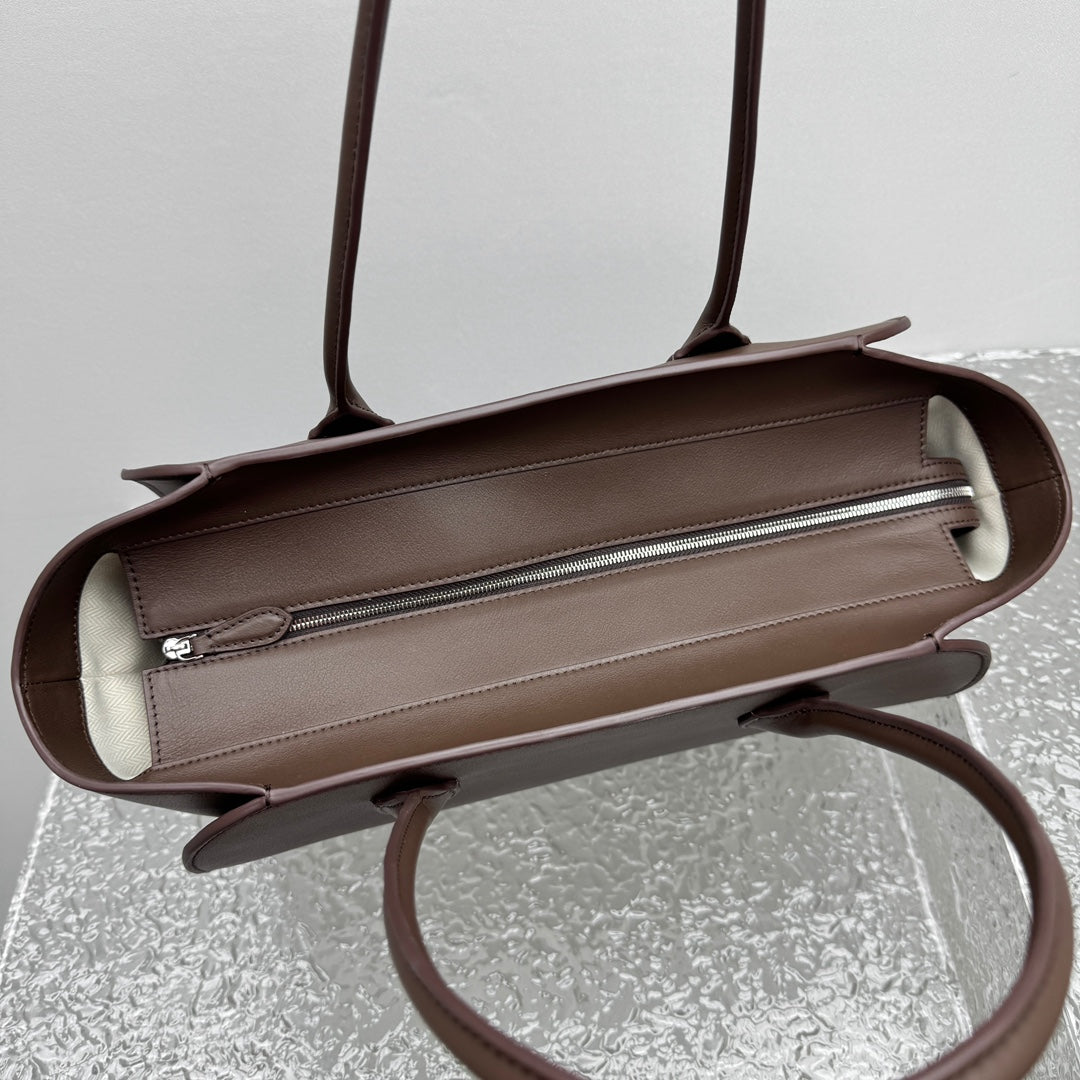 Cata / The Row Handbag