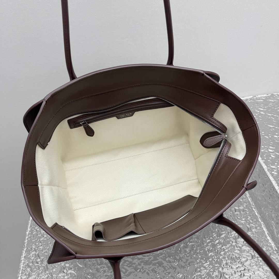 Cata / The Row Handbag