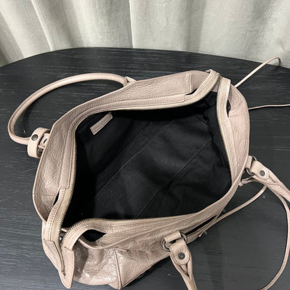 카타 / 발렌시아가 가로판 기관차 가방