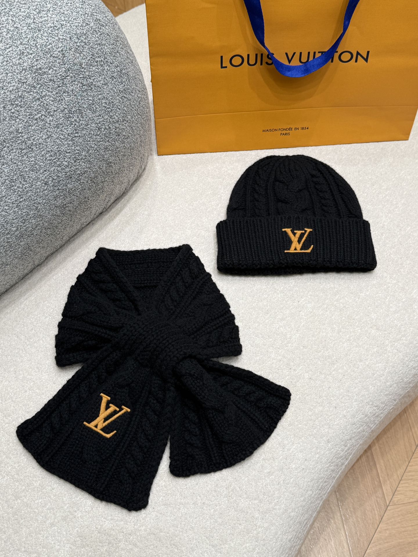 신조 / 루이비통 모자