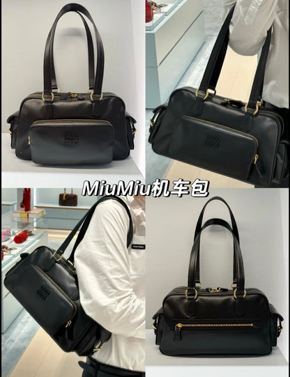 카타 / 미우미우 신형 오토바이 백팩