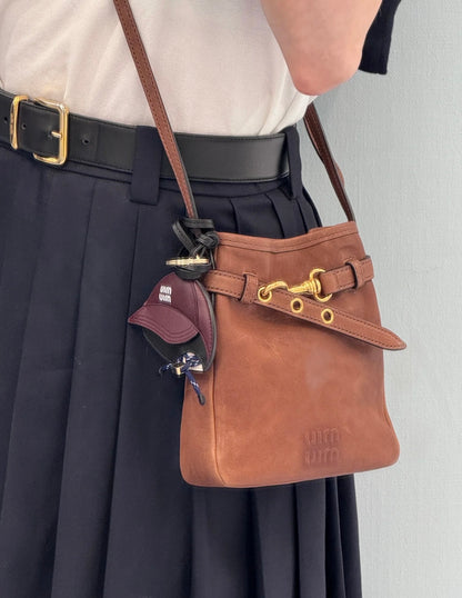 카타 / 미우미우 새 버킷백