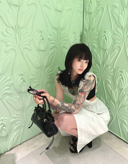 카타 / 프라다 핸드백