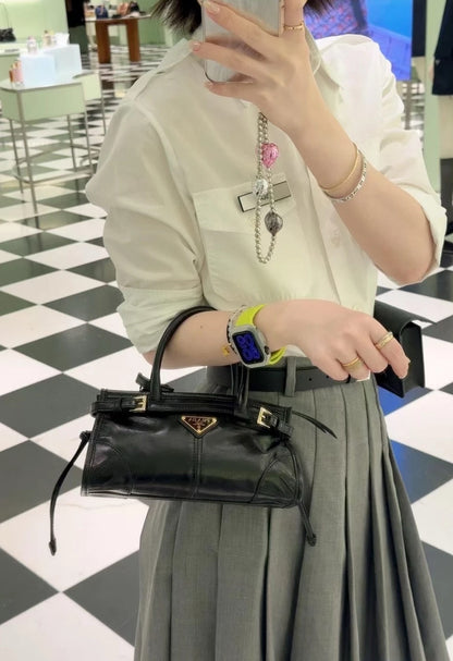 카타 / 프라다 핸드백