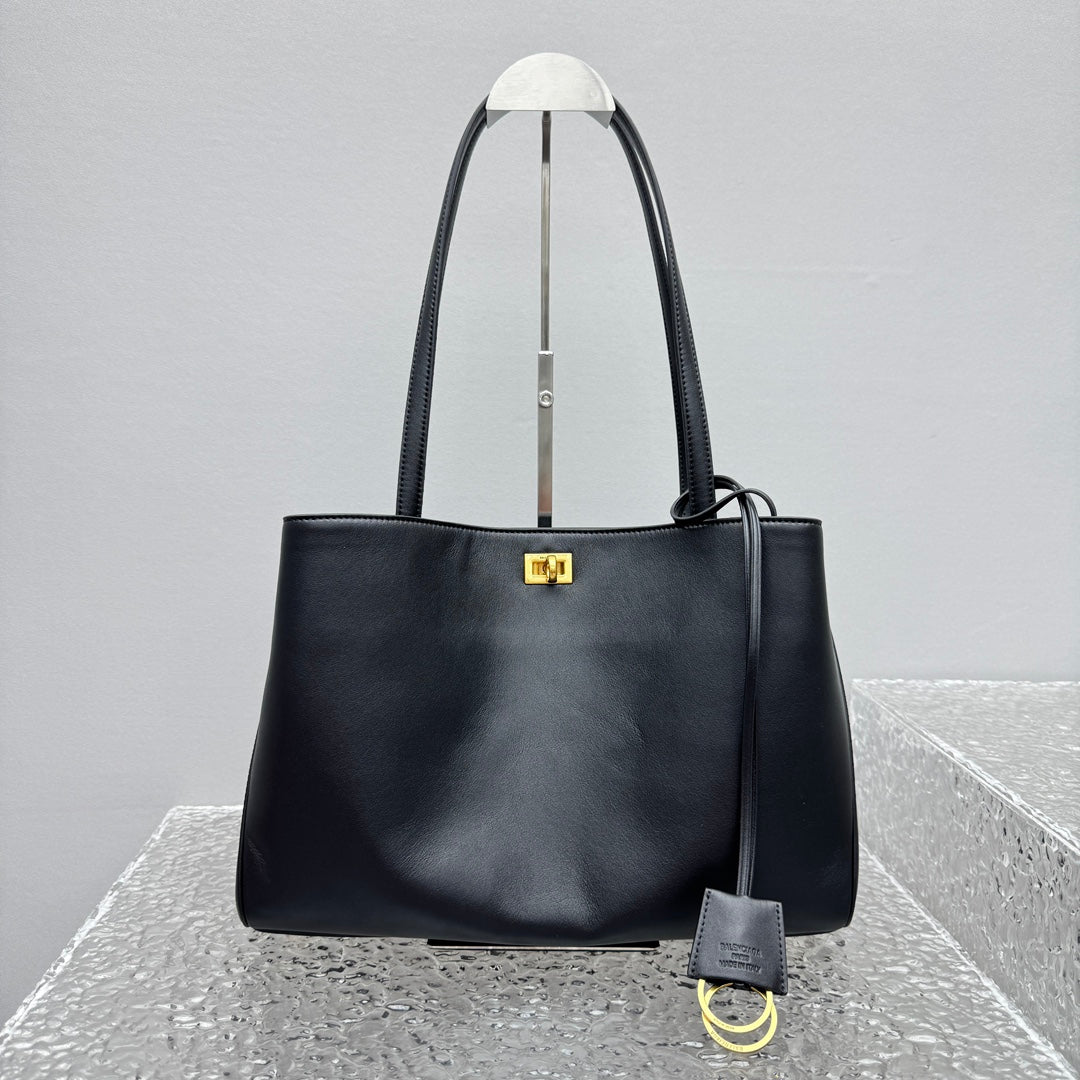 KATA / BALENCIAGA New Tote