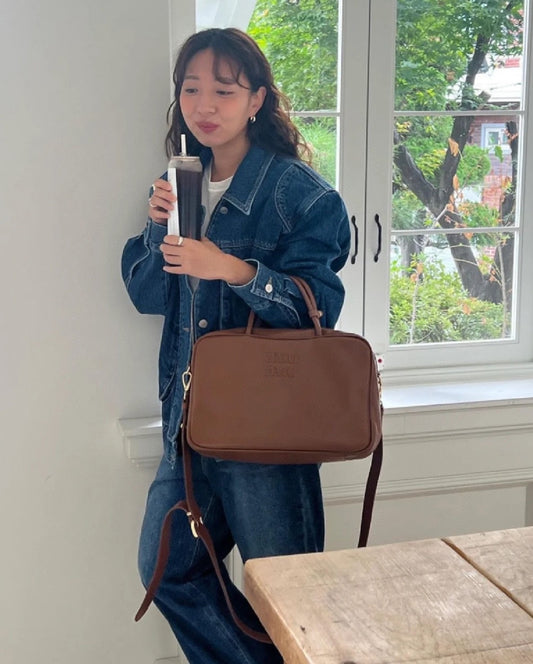 카타 / 미우미우 서류가방