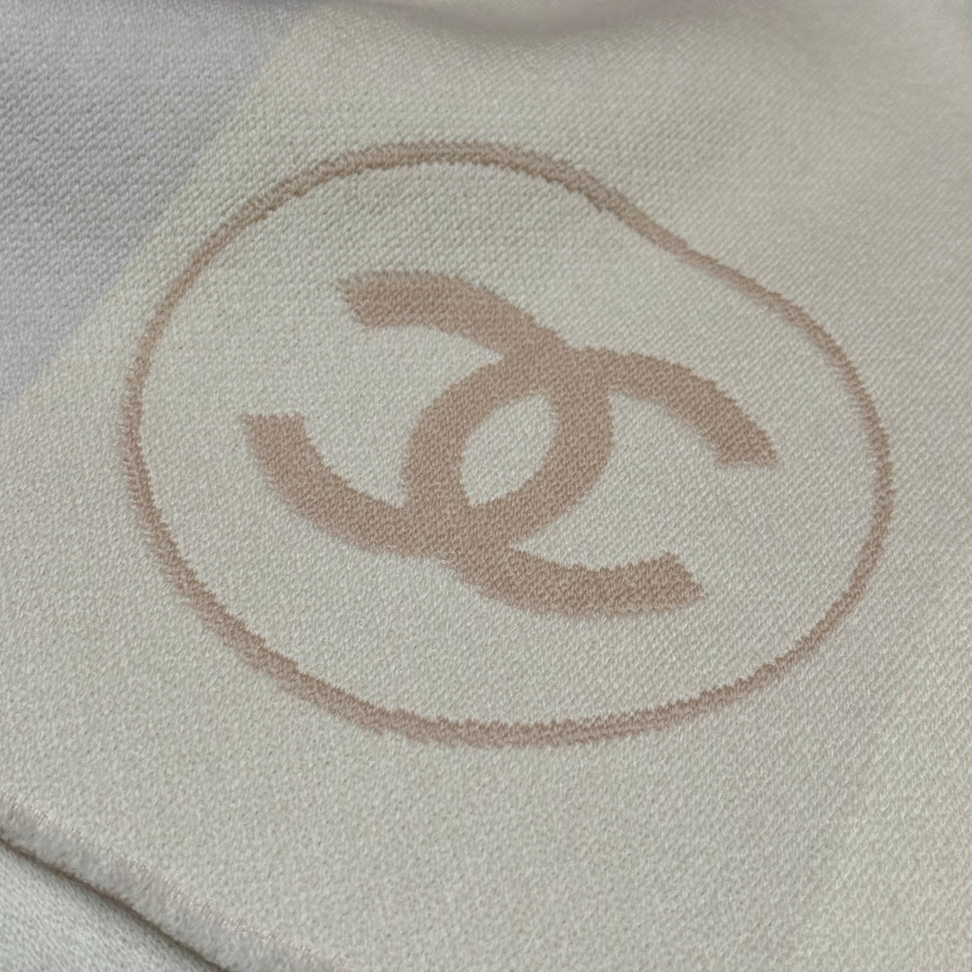 신조 / 샤넬 스카프