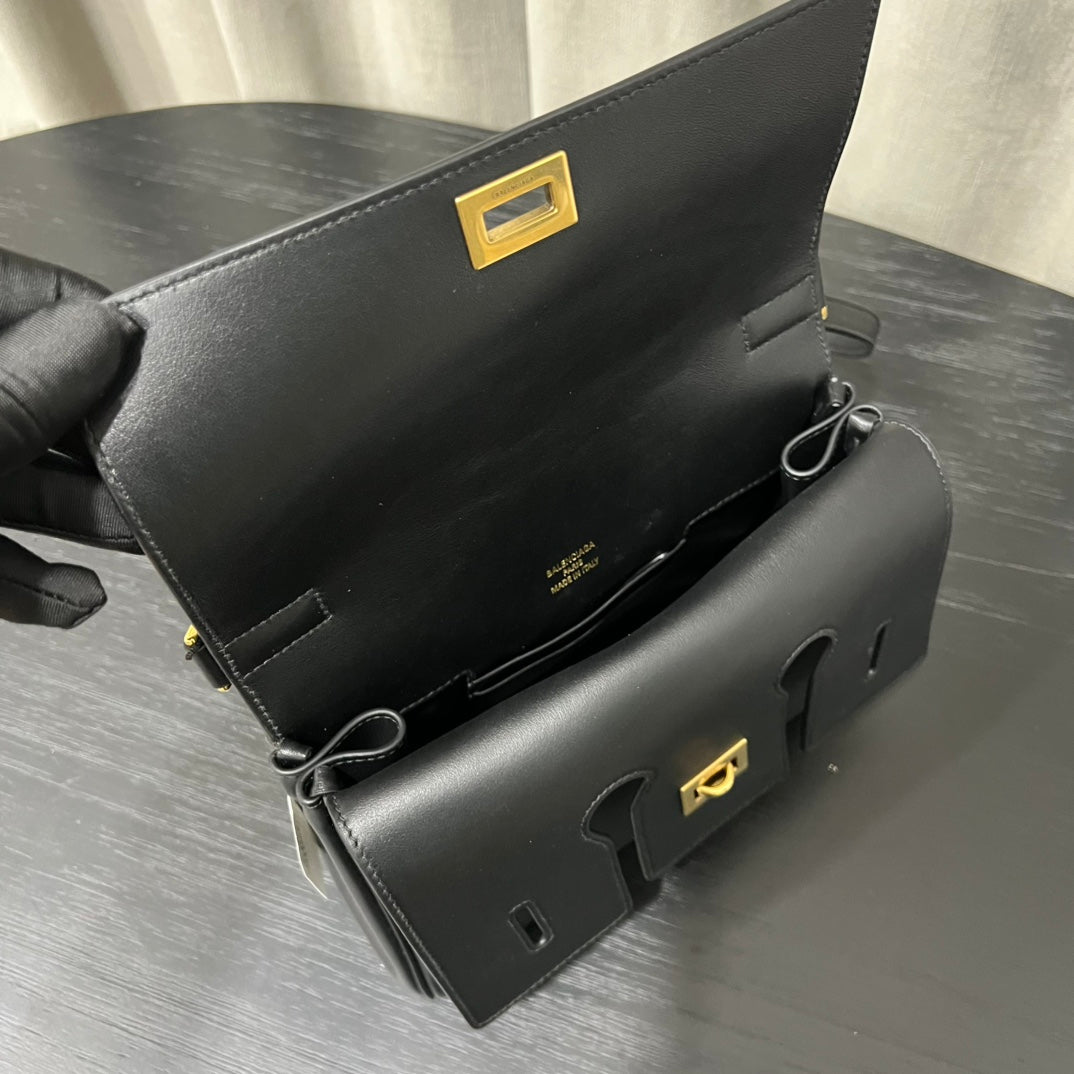Kata / Balenciaga New flap