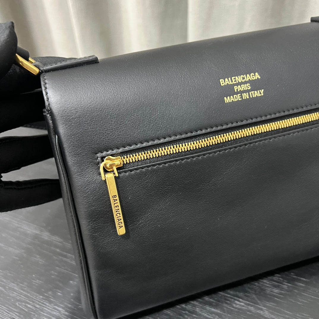 Kata / Balenciaga New flap