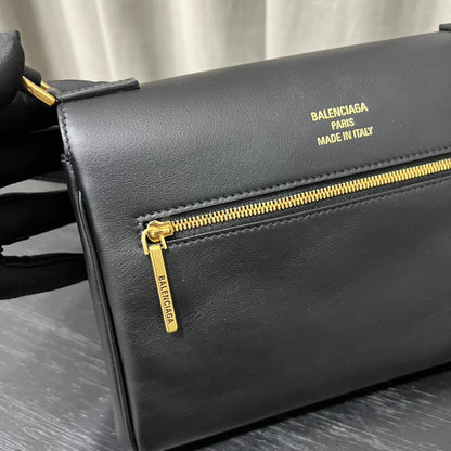 Kata / Balenciaga New flap