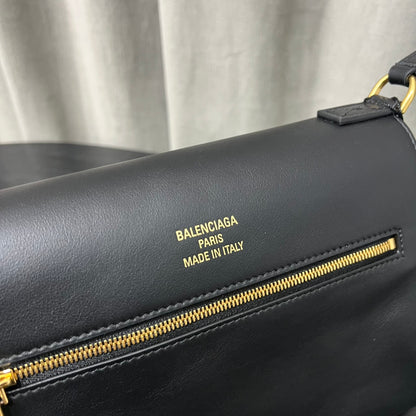 Kata / Balenciaga New flap