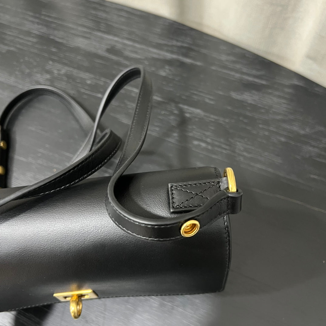 Kata / Balenciaga New flap