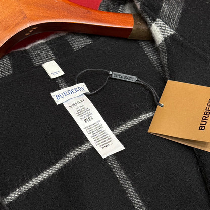 Brand new / Burberry scarf