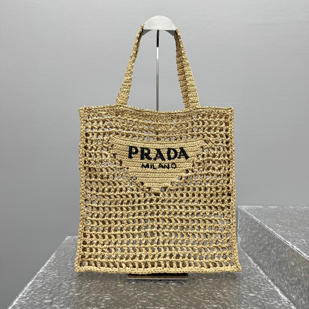 카타 / 프라다  신형 펀칭 초편tote