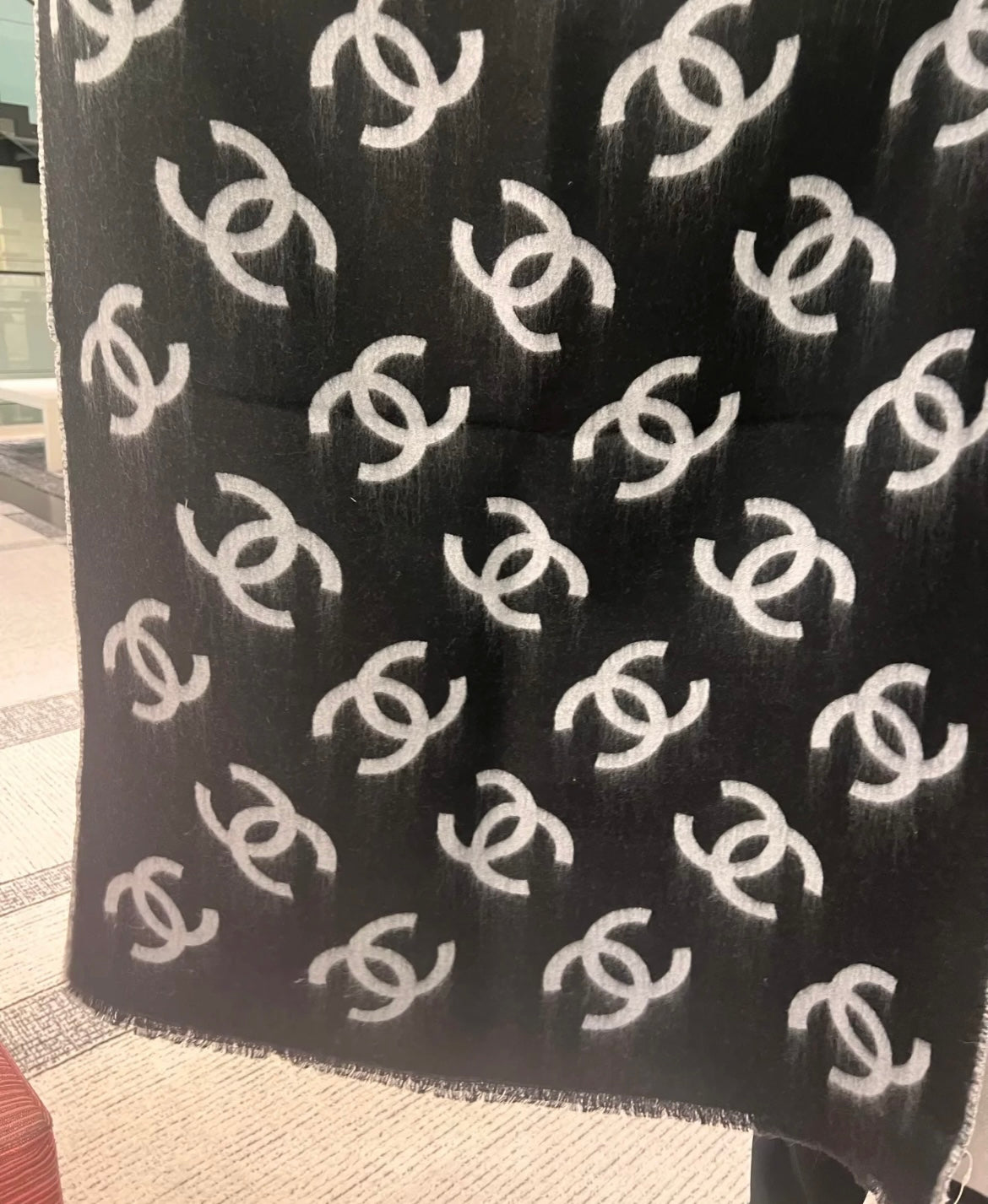 신조 / 샤넬 스카프
