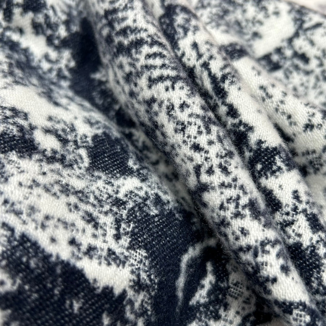Shinjō / Dior scarf