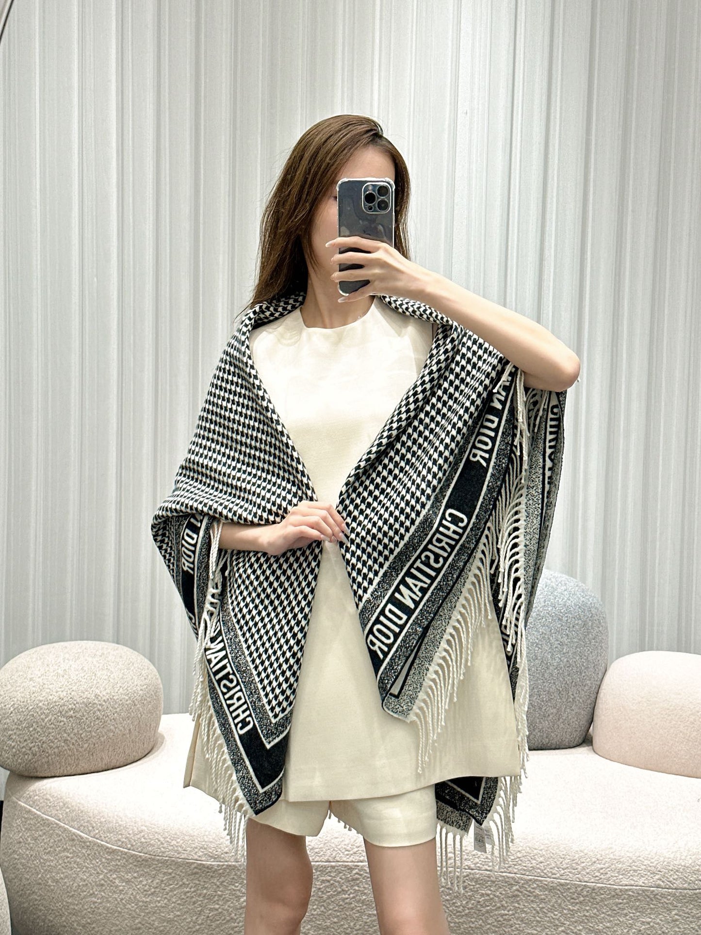 Shinjō / Dior scarf