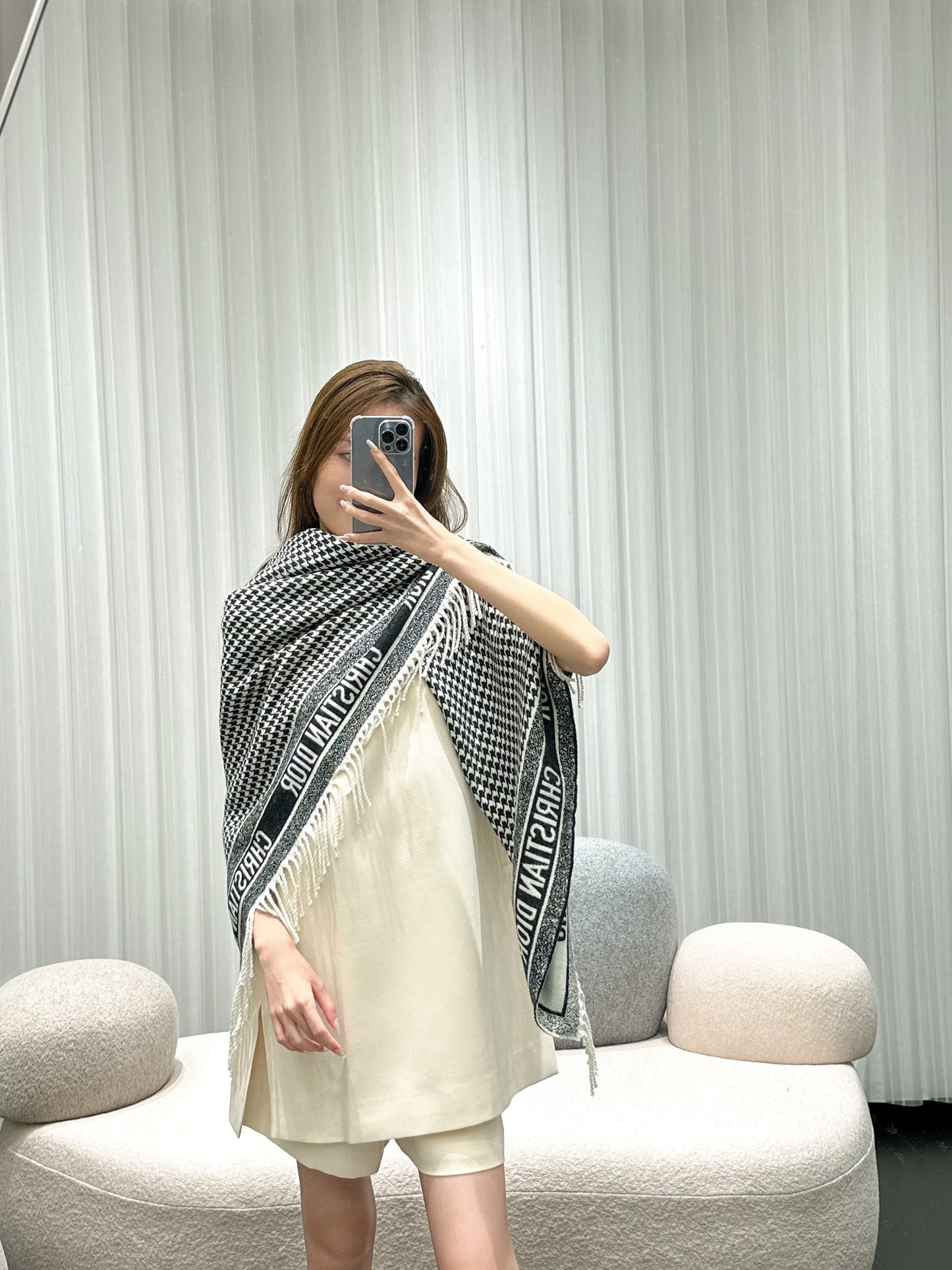 Shinjō / Dior scarf