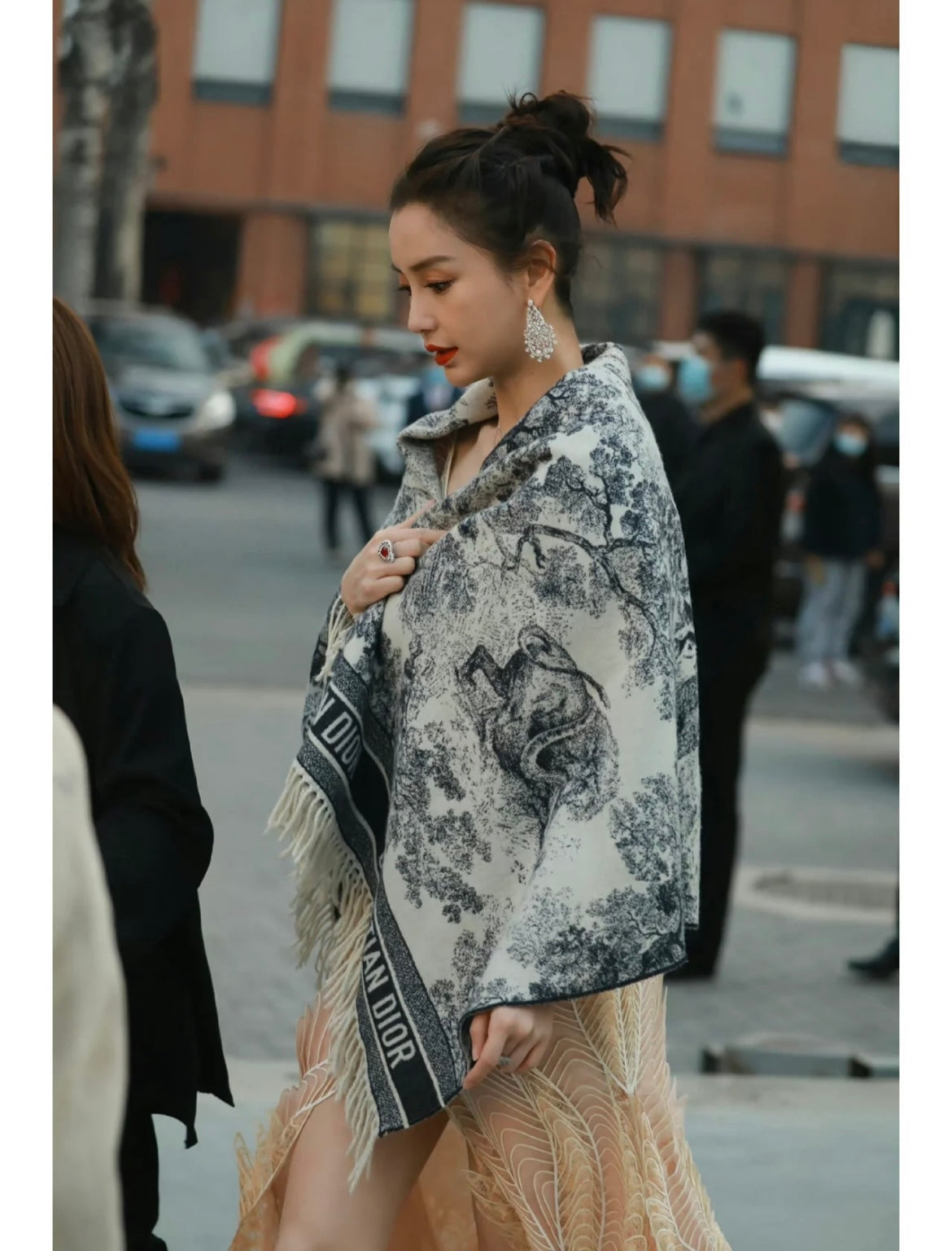 Shinjō / Dior scarf