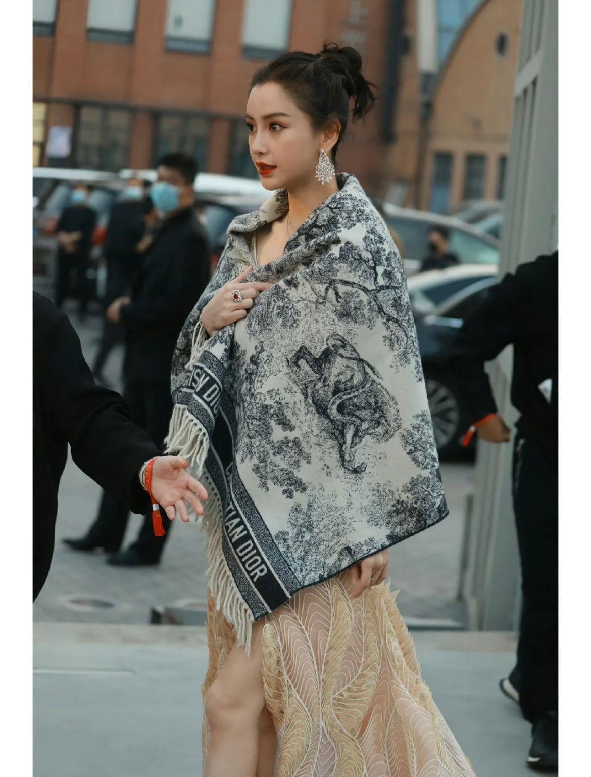 Shinjō / Dior scarf