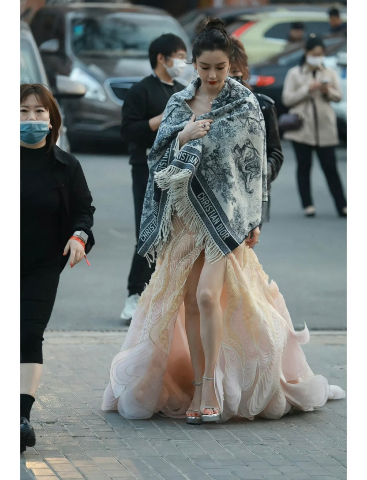 Shinjō / Dior scarf