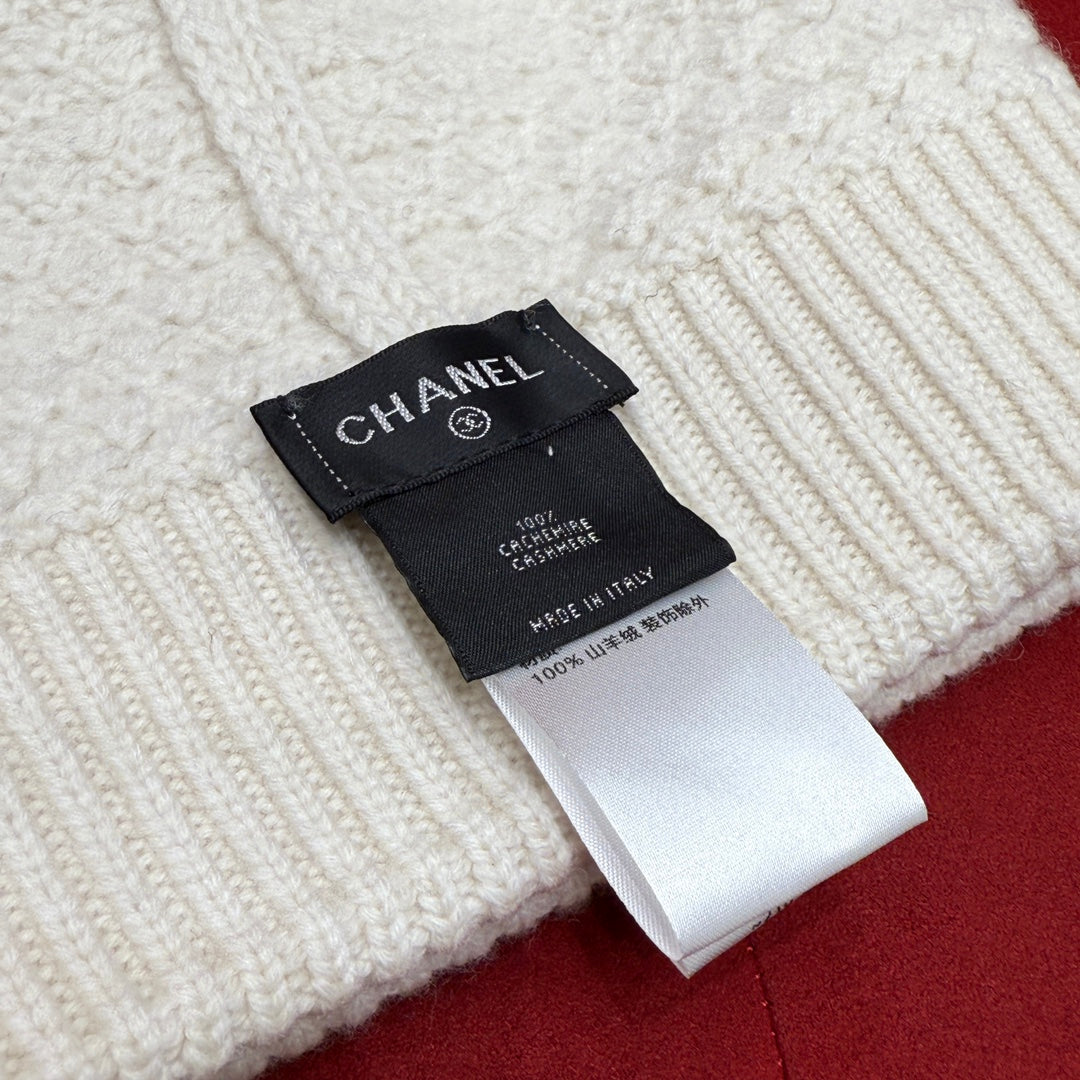 New / Chanel hat