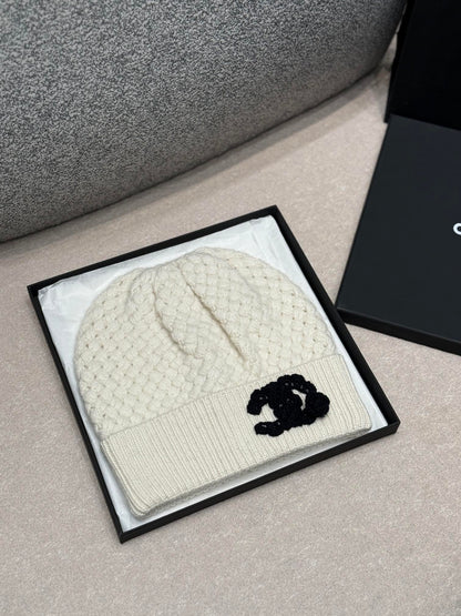 New / Chanel hat