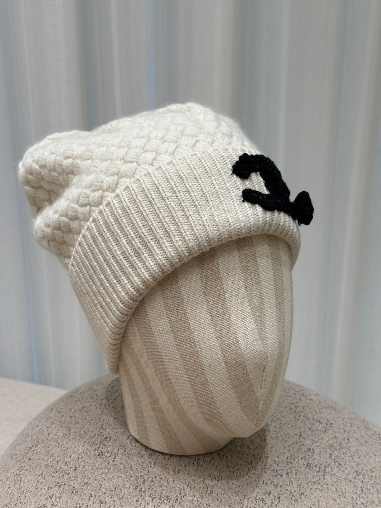 New / Chanel hat