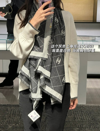 신조 / 샤넬 스카프